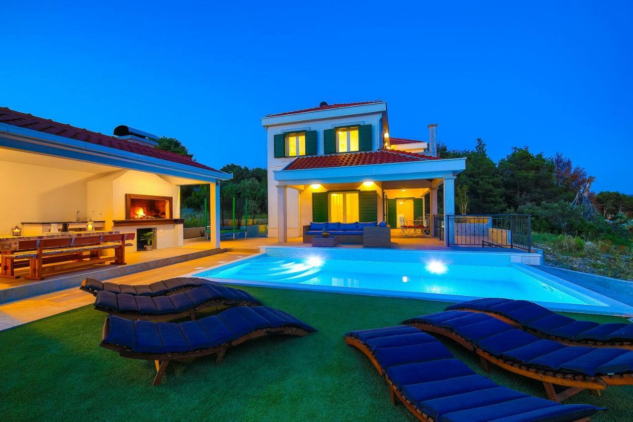 Villa Eni Primosten Exterior photo